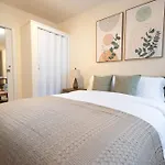 2Bd 1Bth Apt In The Upper East Side!